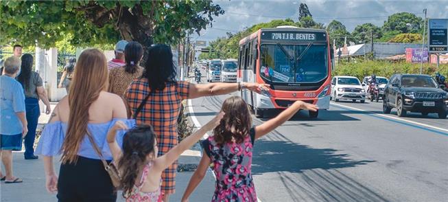 Transporte público ainda sofre os efeitos da pande