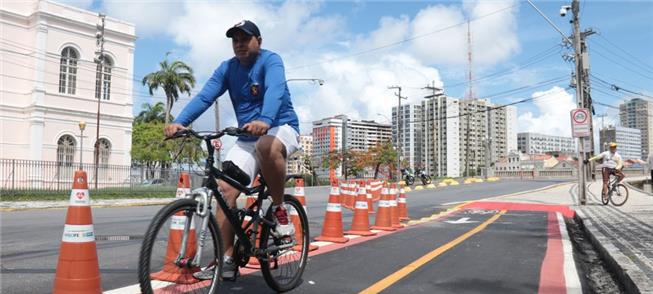 Trecho de 5 km do Eixo Cicloviário, inaugurado dom