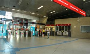 Trem e metrô: estações abertas durante toda a Vira