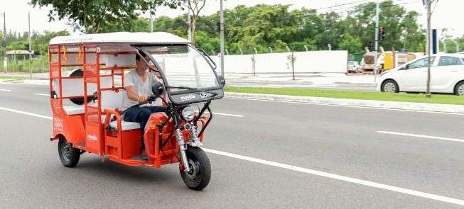 Tuk-tuk elétrico de Vitória, o primeiro serviço do