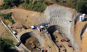 Túneis em obras na Serra do Engenho Velho, Zona Oe