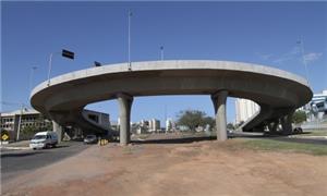 Viaduto segue sem tráfego