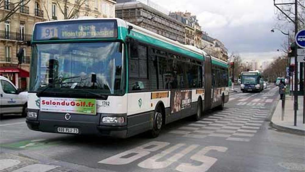 Resultado de imagem para transporte publico  paris