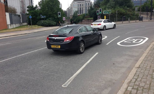 Como Londres reduziu mortes no trânsito com limite de velocidade